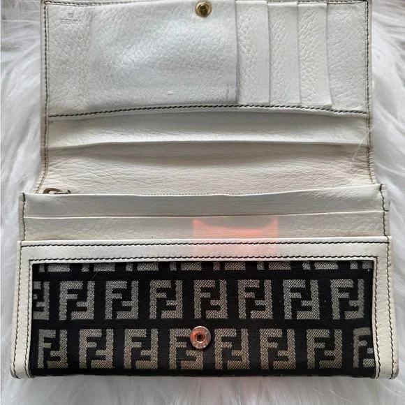 AUTHENTIC Fendi Black and Brown FF Canvas Continental Wallet with White Trim. - Picture 4 of 7